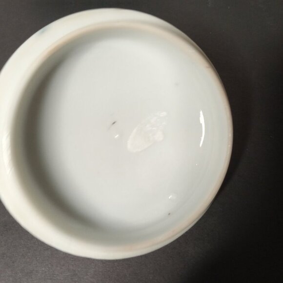 Vintage Asian Porcelain Blue and white floral Sugar and Creamer Set - Picture 5 of 14